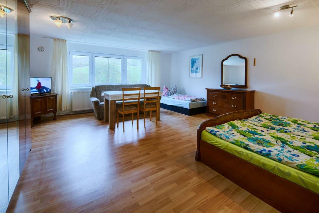Haus Rabenswalde Villa Garnbach Luaran gambar