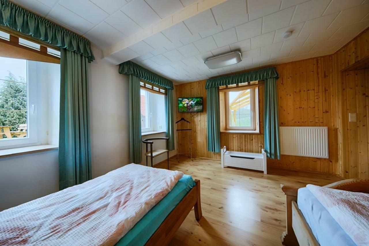 Haus Rabenswalde Villa Garnbach Luaran gambar